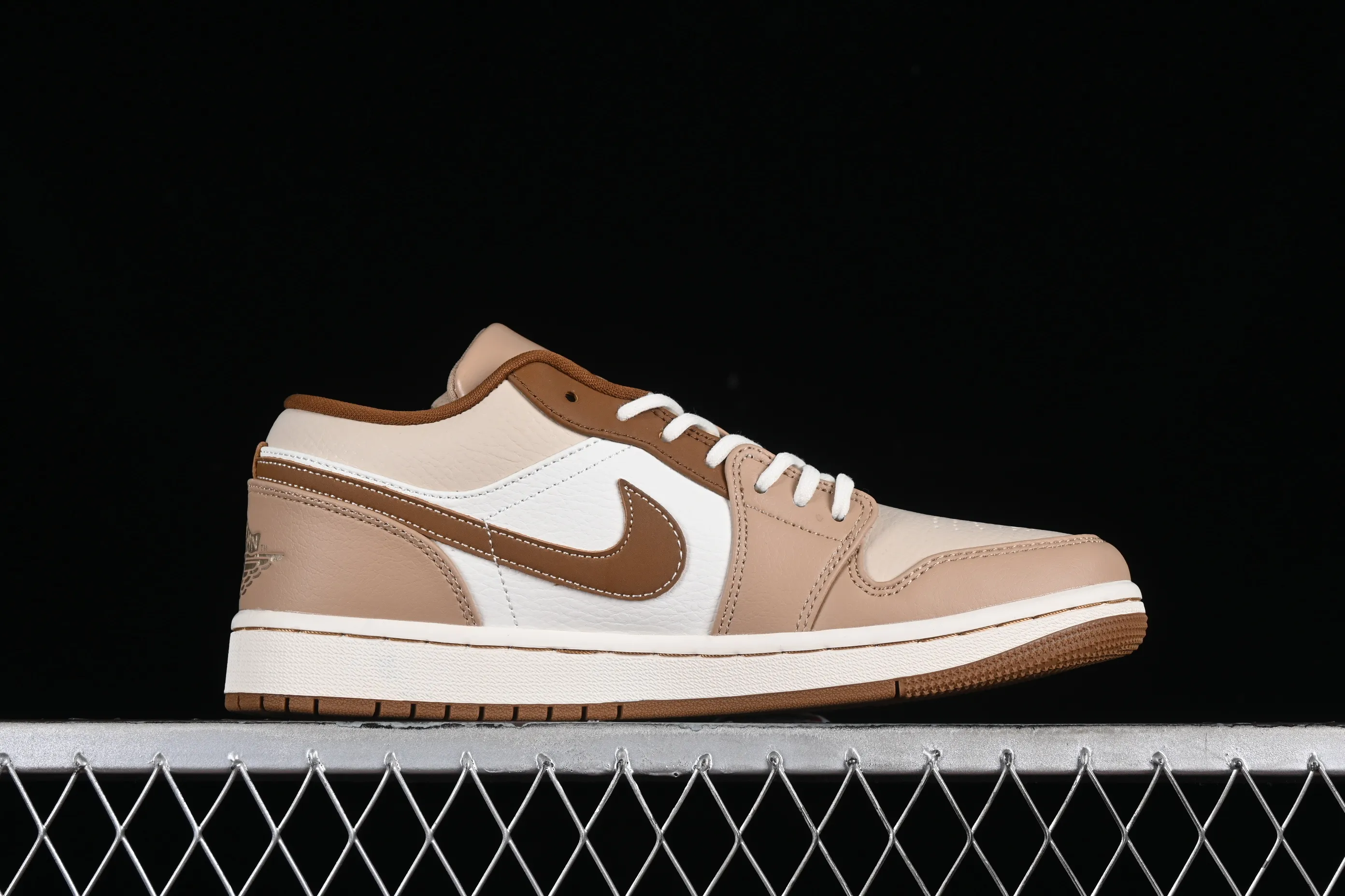 All Categories Air Jordan Jordan Series Basketball Shoes Air Jordan 1 Low Air Jordan 1 Low AJ1 Joe 1 Khaki Yellow Low State Cultural Casual Shoes HF5753-221